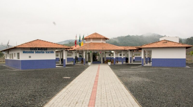 Escola Municipal Monsenhor Sebastião Scarzello