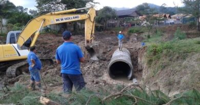 Obras de saneamento na Rua Eduvirges Paulo Silva