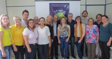 Reunião Colegiado de Educação da AMVALI